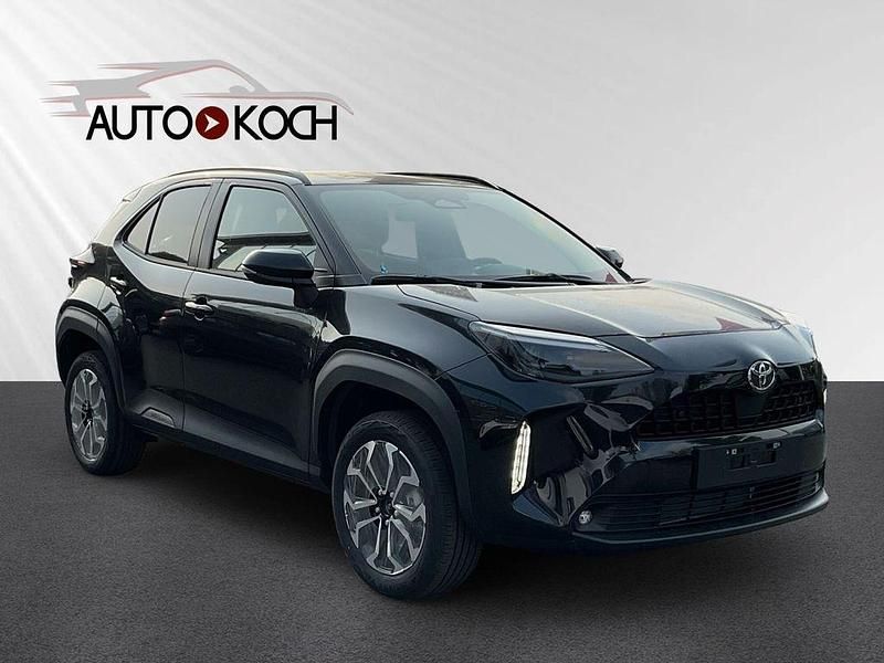 Schwarz Neu 2025 Toyota Yaris Cross SUV | 28.440 € (Fairer Preis) - Bild 1/4