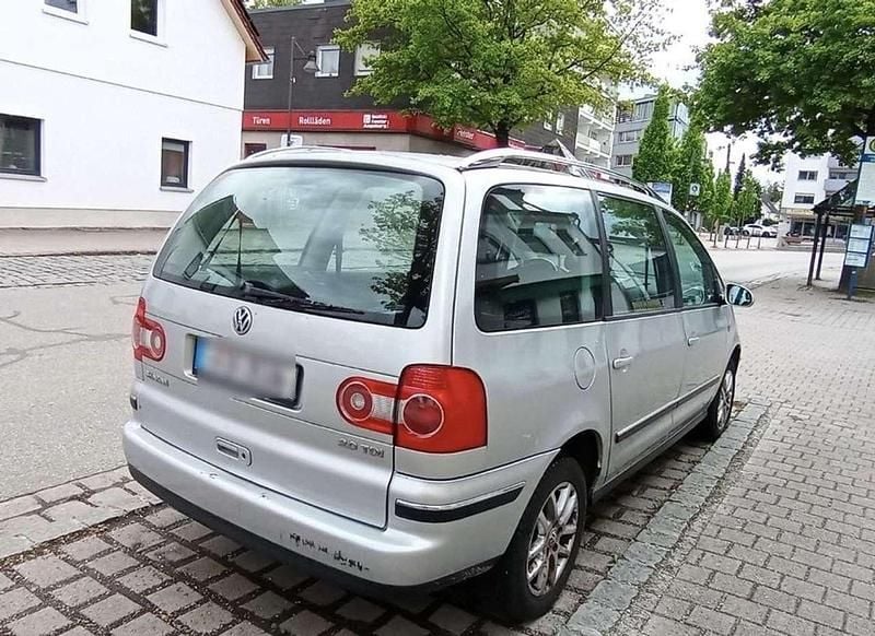 Gebraucht VW Sharan 140 PS (102 kW) 2007 Grau Van / Kleinbus