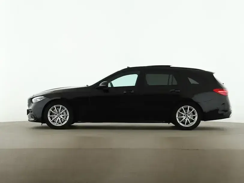 Gebraucht Mercedes C220 AMG 200 PS (147 kW) 2025 Negro obsidiana Kombi