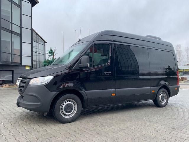 Gebraucht Mercedes Sprinter 163 PS (119 kW) 2020 Schwarz metallic Van