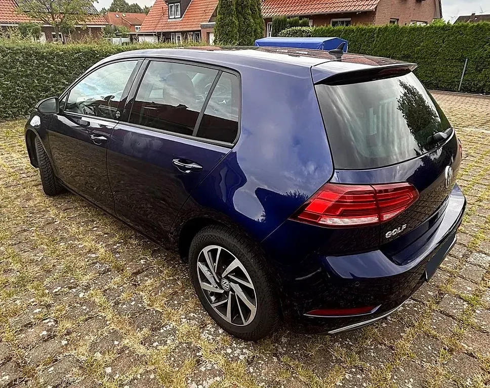 Gebraucht VW Golf VII Sound 86 PS (63 kW) 2017 Blau Limousine