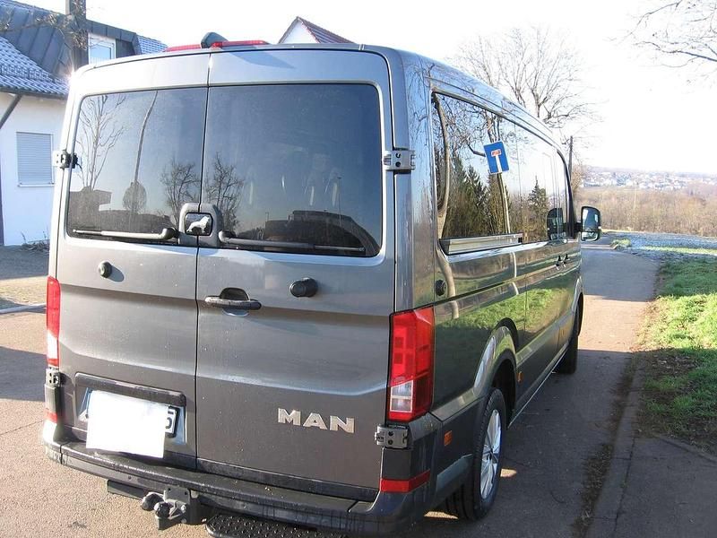 Gebraucht MAN TGE 160 PS (117 kW) 2024 Beige Van