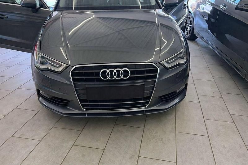 Gebraucht Audi A3 Ambition 179 PS (131 kW) 2014 Grau Limousine