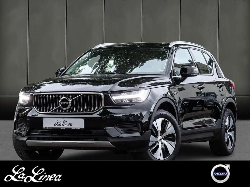 Black stone Gebraucht 2022 Volvo XC40 Inscription SUV | 28.450 € (Superpreis) - Bild 1/3