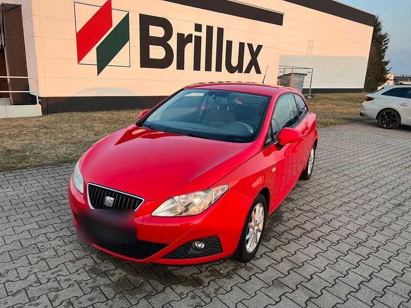 Gebraucht Seat Ibiza 86 PS (63 kW) 2011 Rot Kleinwagen