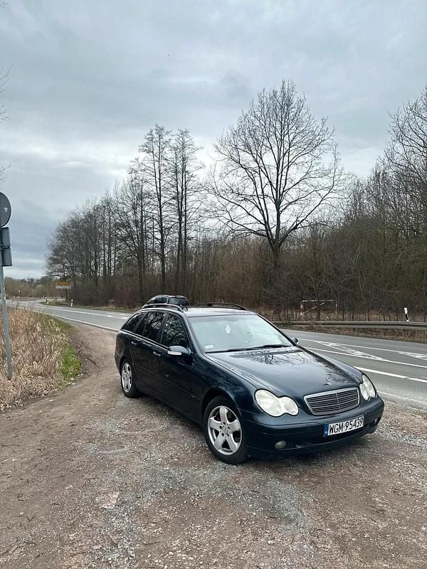 Gebraucht Mercedes C270 170 PS (125 kW) 2004 Schwarz Limousine