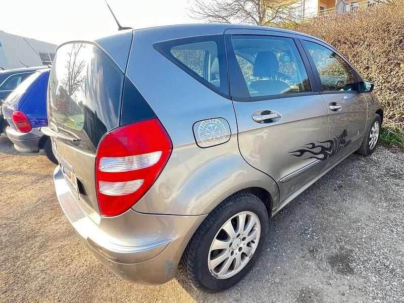 Gebraucht Mercedes A170 Elegance 116 PS (85 kW) 2006 Grau Limousine