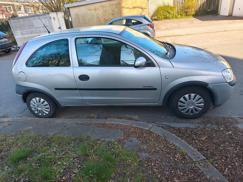 Gebraucht Opel Corsa 80 PS (58 kW) 2001 Silber Kleinwagen