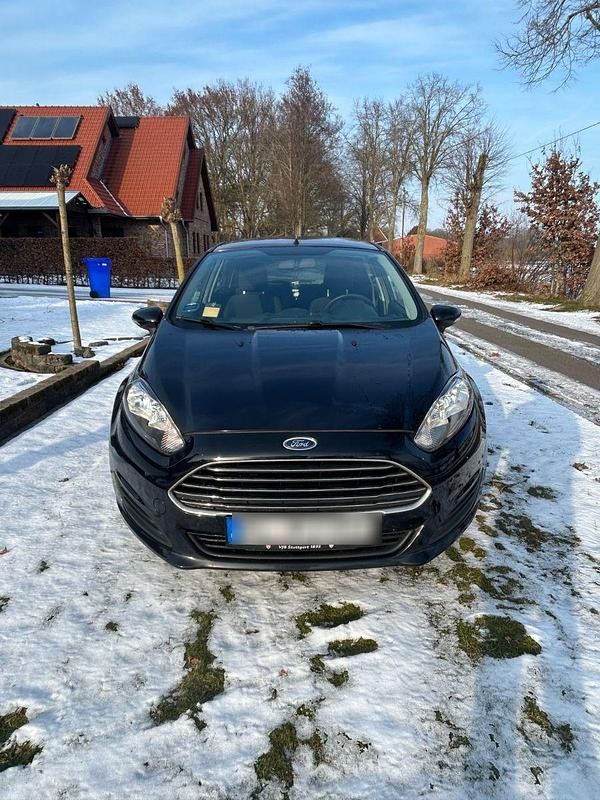 Schwarz Gebraucht 2013 Ford Fiesta Celebration Kleinwagen | 3.700 € (Fairer Preis) - Bild 1/2