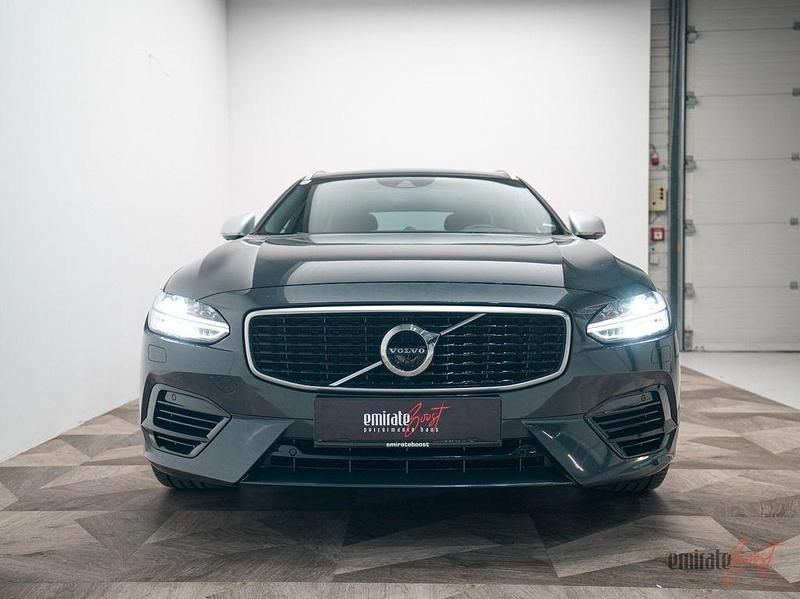 Gebraucht Volvo V90 R-Design 303 PS (222 kW) 2019 Grau Kombi