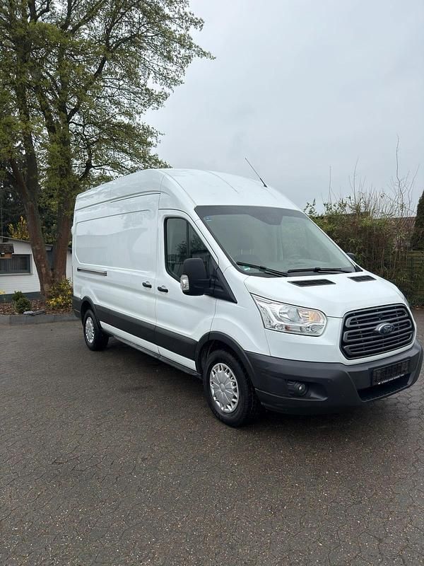 Second-hand Ford Transit 153 CP (112 kW) 2015 Alb Monovolum