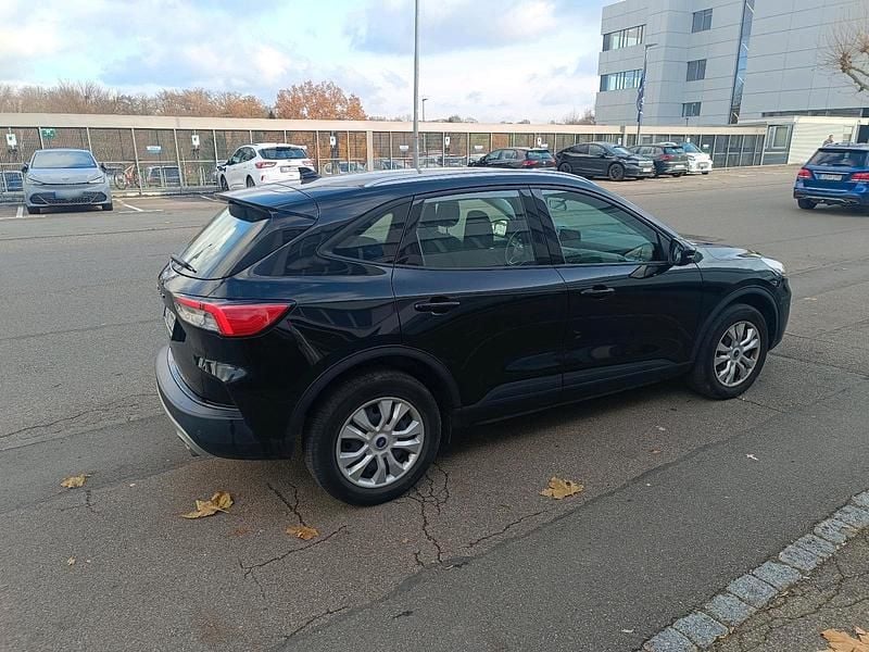 Gebraucht Ford Kuga 120 PS (88 kW) 2021 Schwarz SUV