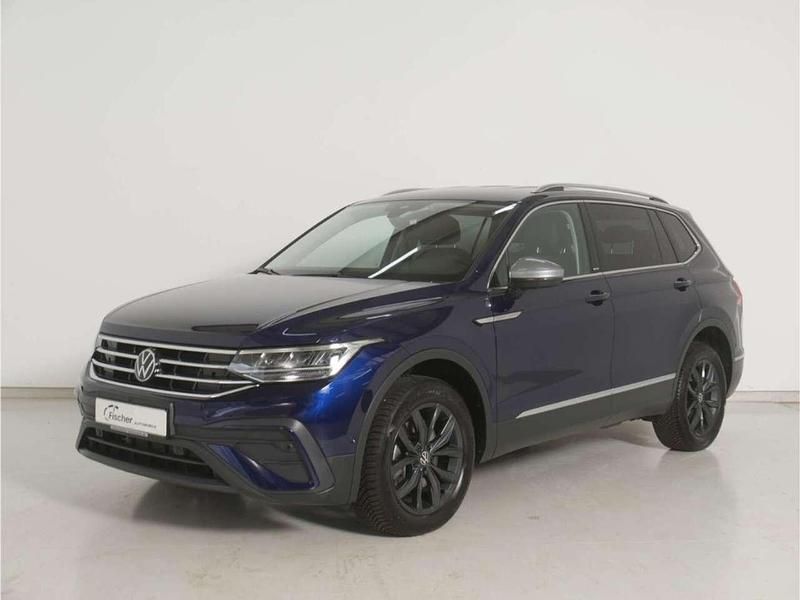 Gebraucht VW Tiguan Allspace Move 200 PS (147 kW) 2024 Blau SUV