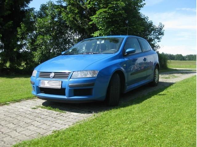 Gebraucht Fiat Stilo Dynamic 133 PS (97 kW) 2002 Blau Kleinwagen