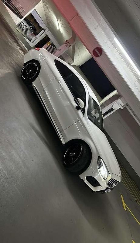 Weiß Gebraucht 2018 Mercedes C200 Coupé | 27.500 € (Fairer Preis) - Bild 1/4