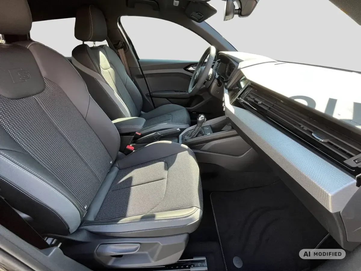 Neu Audi A1 Advanced 116 PS (85 kW) 2026 Schwarz SUV