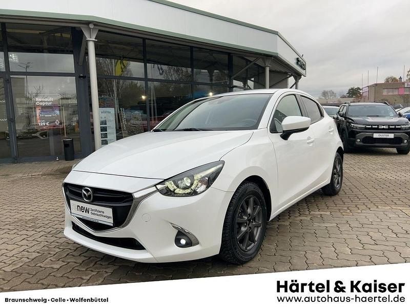 Satinweiss metallic (weiß) Gebraucht 2017 Mazda 2 Kizoku Limousine | 9.690 € (Fairer Preis) - Bild 1/4