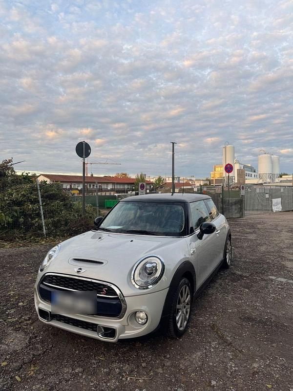 Silber Gebraucht 2016 Mini Cooper S Kleinwagen | 12.900 € (Guter Preis) - Bild 1/4