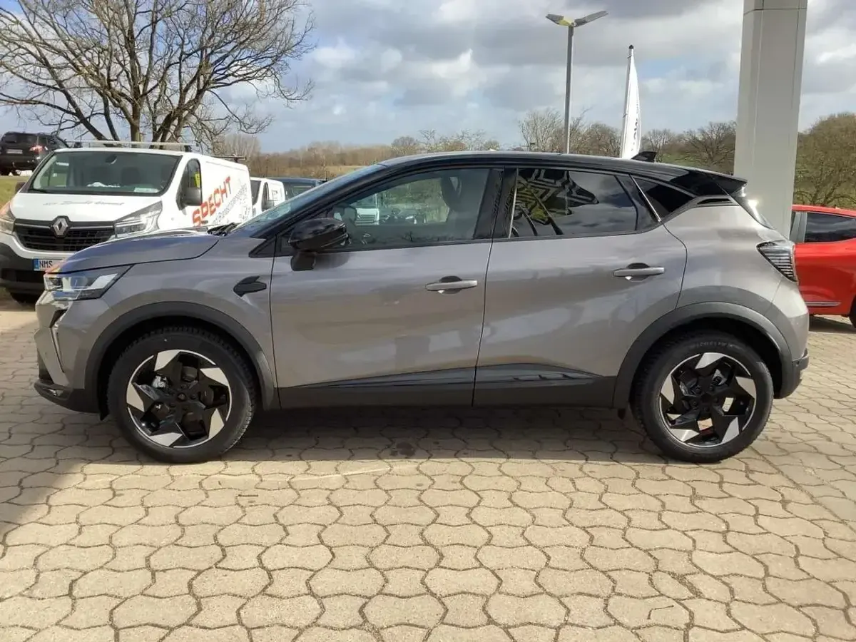 Neu Renault Captur Techno 91 PS (66 kW) 2025 Grau kqj + schwarz gne SUV