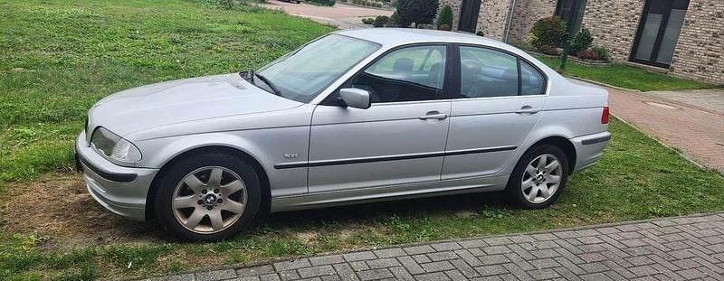 Gebraucht 2000 BMW 320 Limousine | 1.600 € (Superpreis) - Bild 1/4
