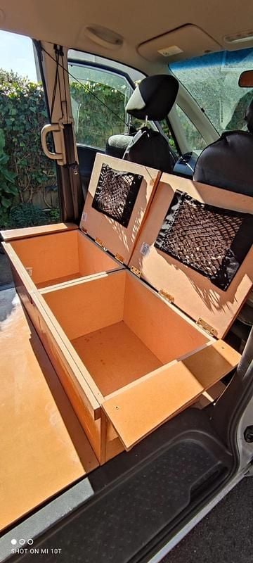 Gebraucht Nissan Serena S 150 PS (110 kW) 2015 Silber Van / Kleinbus