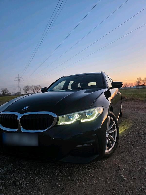 Gebraucht BMW 320 M Sport 190 PS (139 kW) 2020 Schwarz Kombi