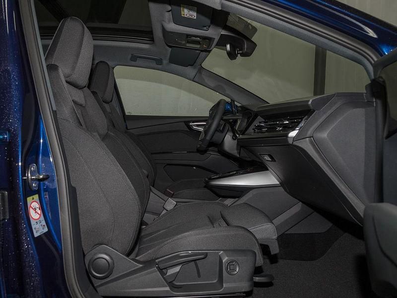 Gebraucht Audi Q4 e-tron Ambiente 210 kW (286 PS) 2025 Blau SUV