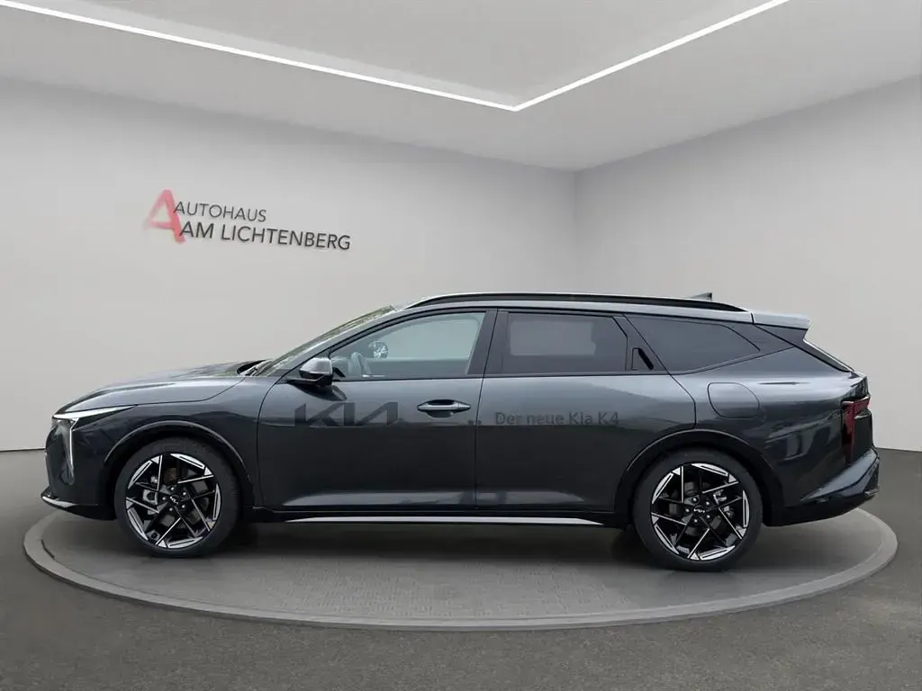 Neu Kia K4 GT-Line 150 PS (110 kW) 2026 Grau Kombi
