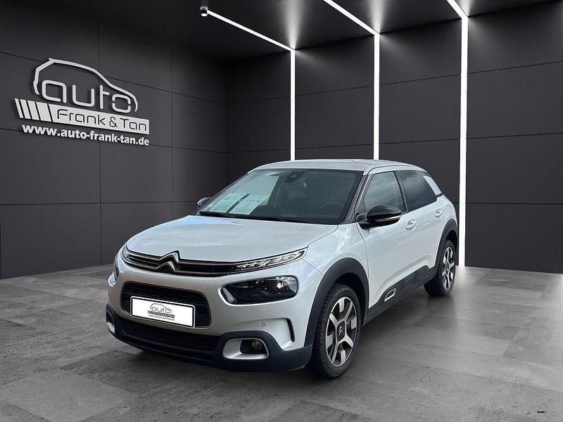 Weiß Gebraucht 2018 Citroën C4 Cactus Shine Kleinwagen | 10.450 € (Fairer Preis) - Bild 1/4