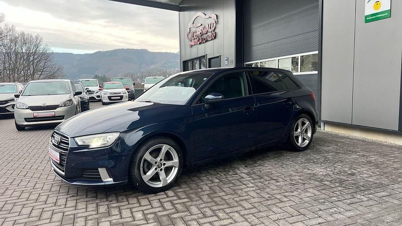 Gebraucht Audi A3 Sport 150 PS (110 kW) 2017 Blau Kombi