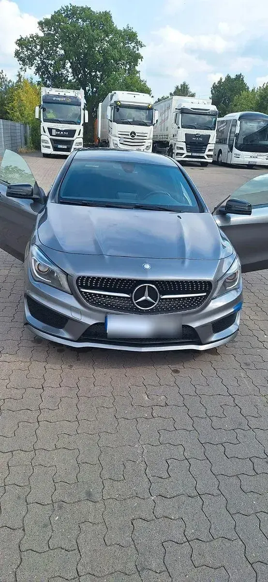 Gebraucht Mercedes CLA250e Shooting Brake 211 PS (155 kW) 2015 Grau Kombi