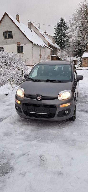 Grau Gebraucht 2017 Fiat Panda Kleinwagen | 5.999 € (Superpreis) - Bild 1/4