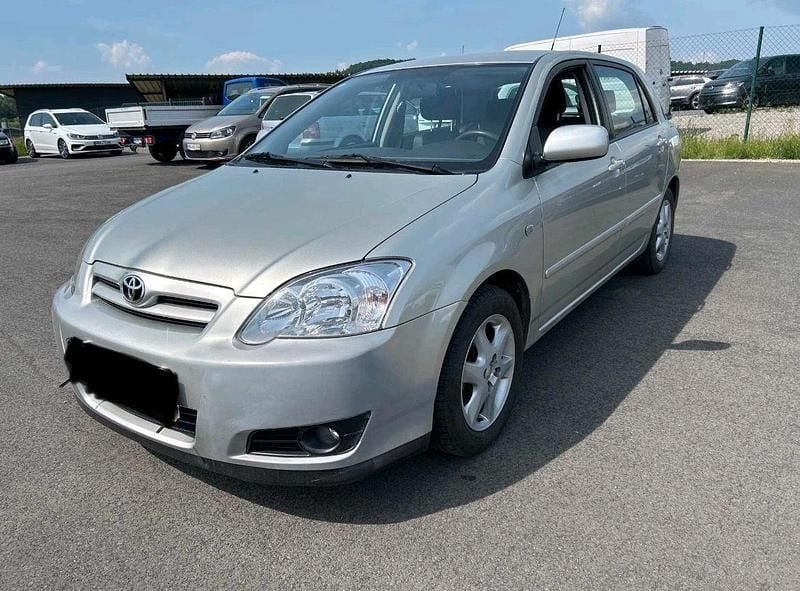 Grau Gebraucht 2006 Toyota Corolla Kombi | 3.000 € (Superpreis) - Bild 1/4