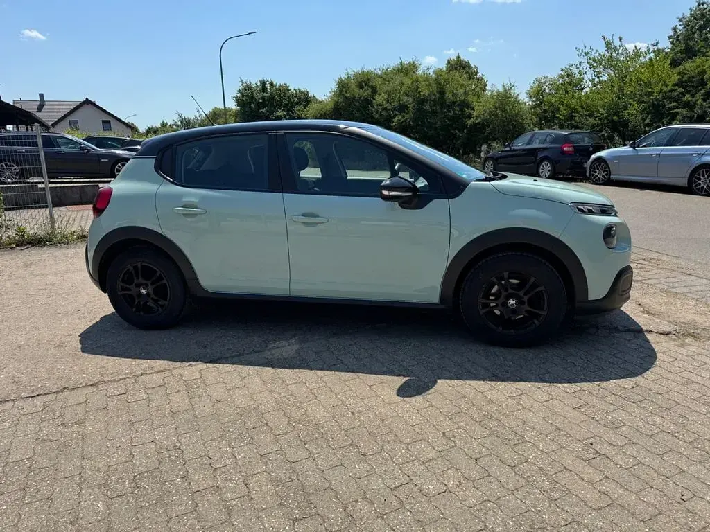 Gebraucht Citroën C3 Feel 83 PS (61 kW) 2018 Grün Kleinwagen