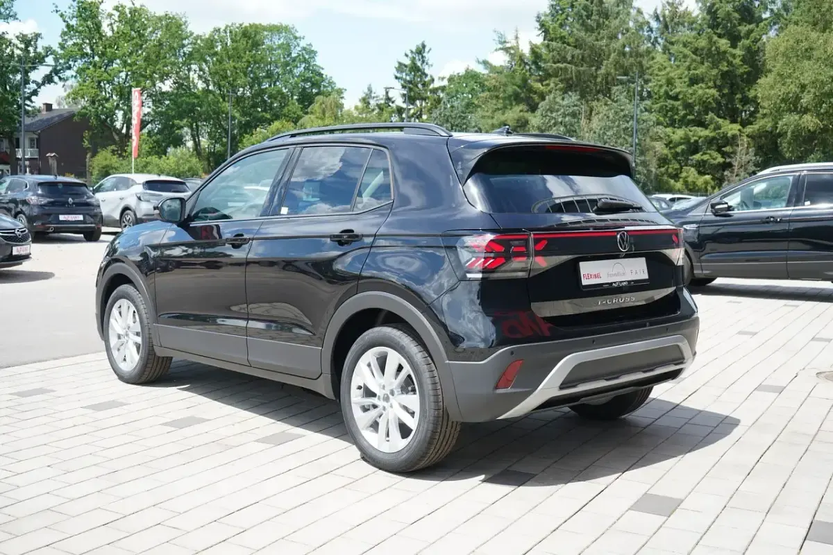 Neu VW T-Cross 150 PS (110 kW) 2026 Schwarz SUV