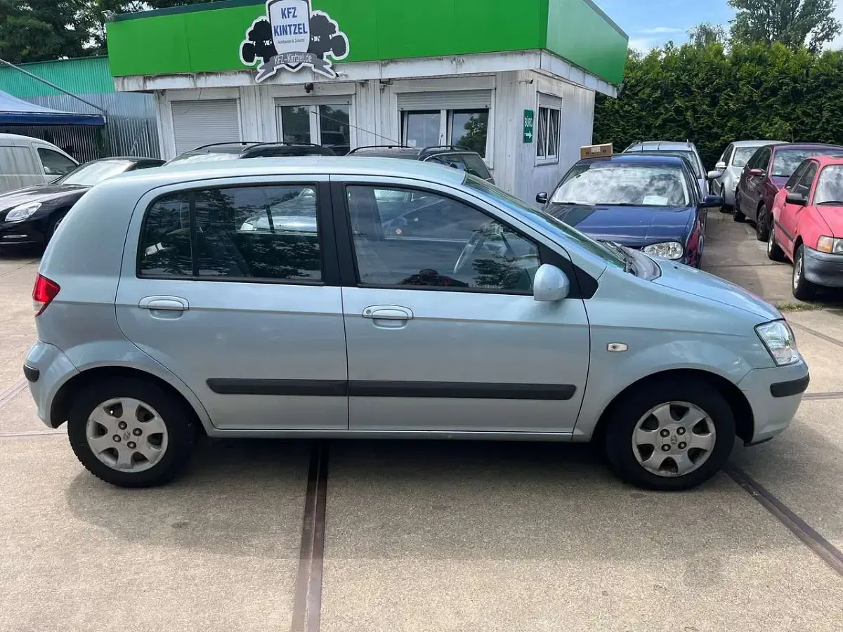 Gebraucht Hyundai Getz 63 PS (46 kW) 2003 Hellblau Kleinwagen