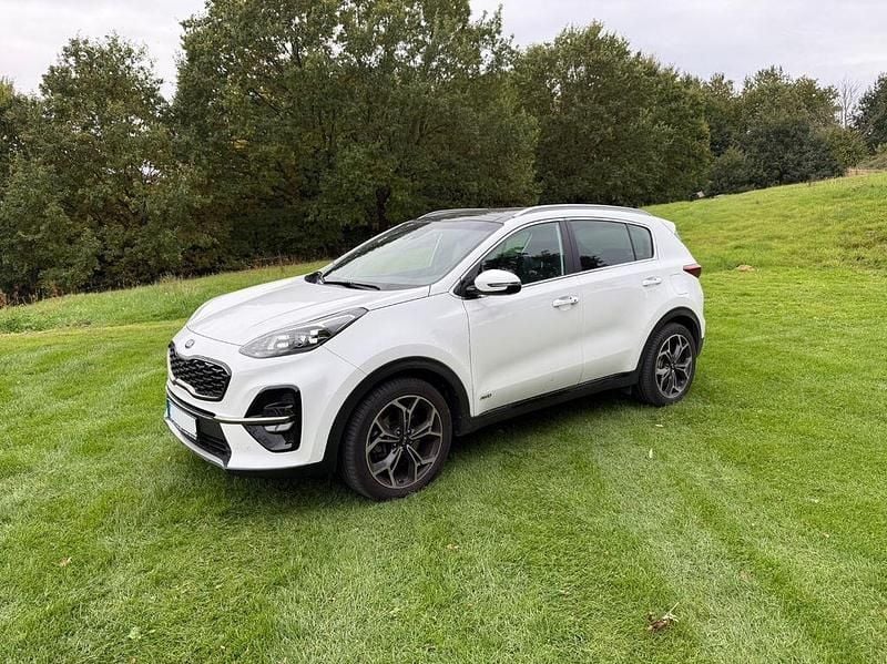 Weiß Gebraucht 2021 Kia Sportage GT-Line SUV | 22.500 € (Superpreis) - Bild 1/4