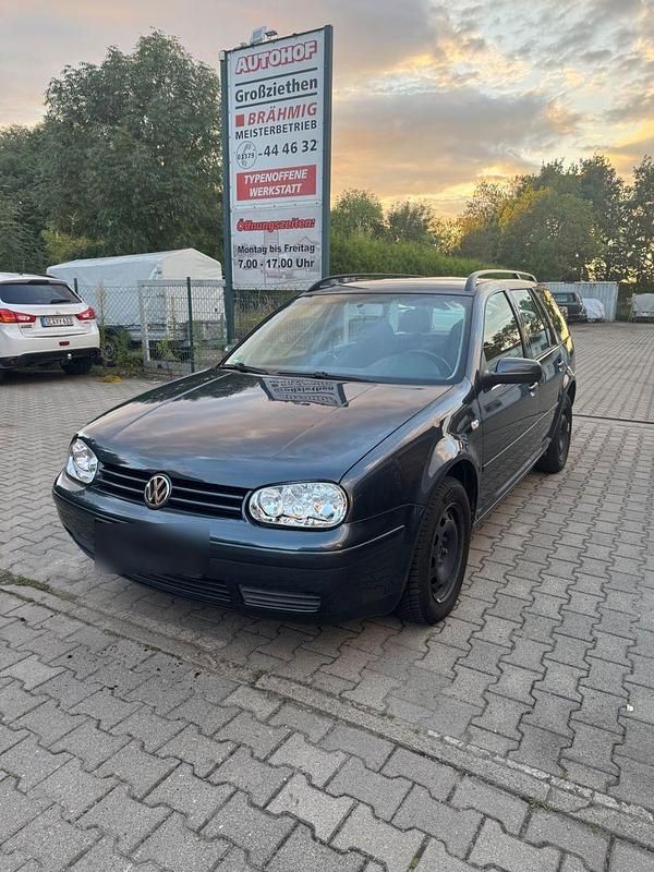 Schwarz Gebraucht 2003 VW Golf IV Kombi | 1.000 € (Superpreis) - Bild 1/4