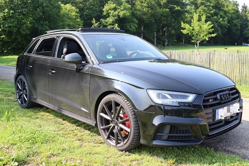 Gebraucht Audi S3 Design 310 PS (228 kW) 2017 Schwarz Limousine