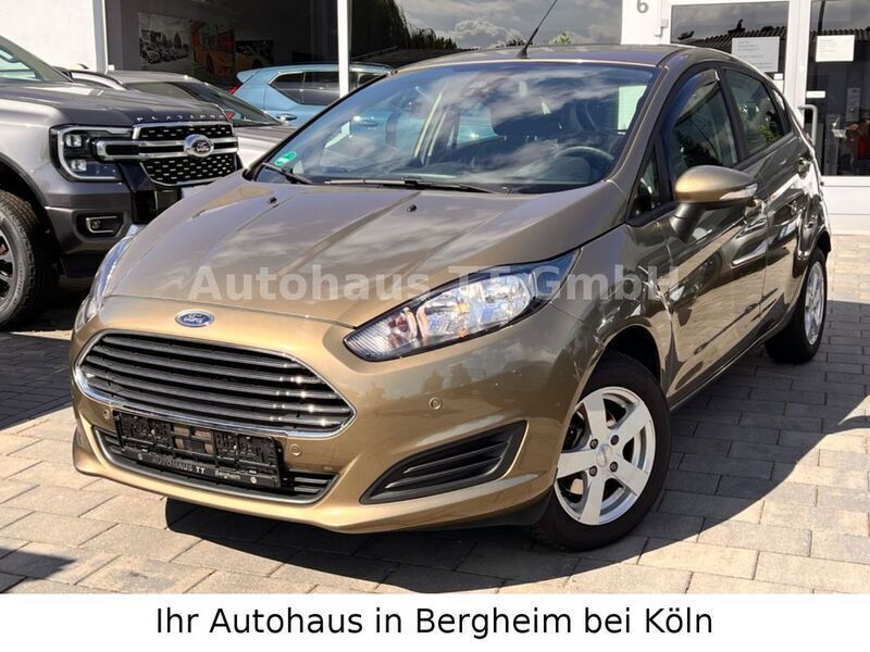 Braun Gebraucht 2014 Ford Fiesta Trend Kleinwagen | 4.950 € (Fairer Preis) - Bild 1/4