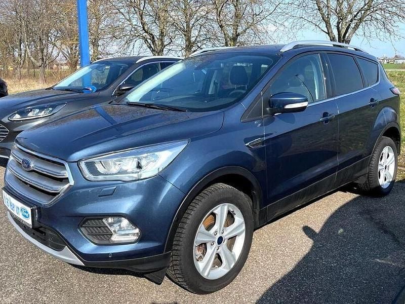 Gebraucht Ford Kuga Cool & Connect 150 PS (110 kW) 2019 Chromablau metallic (metallic) SUV