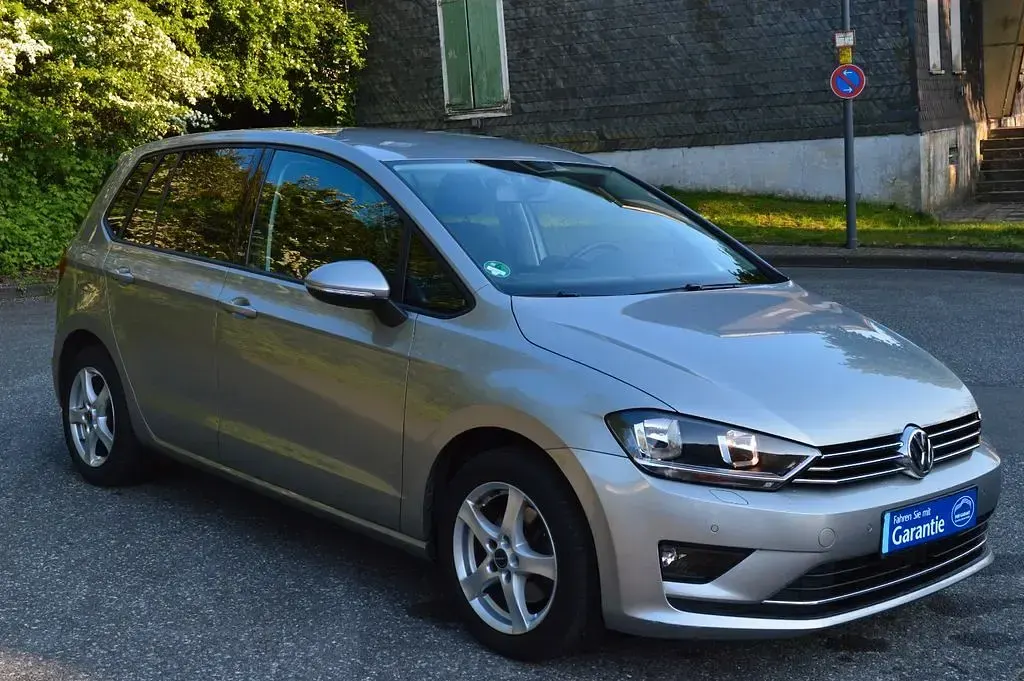 Gebraucht VW Golf Sportsvan Sound 150 PS (110 kW) 2017 Silber Van / Kleinbus