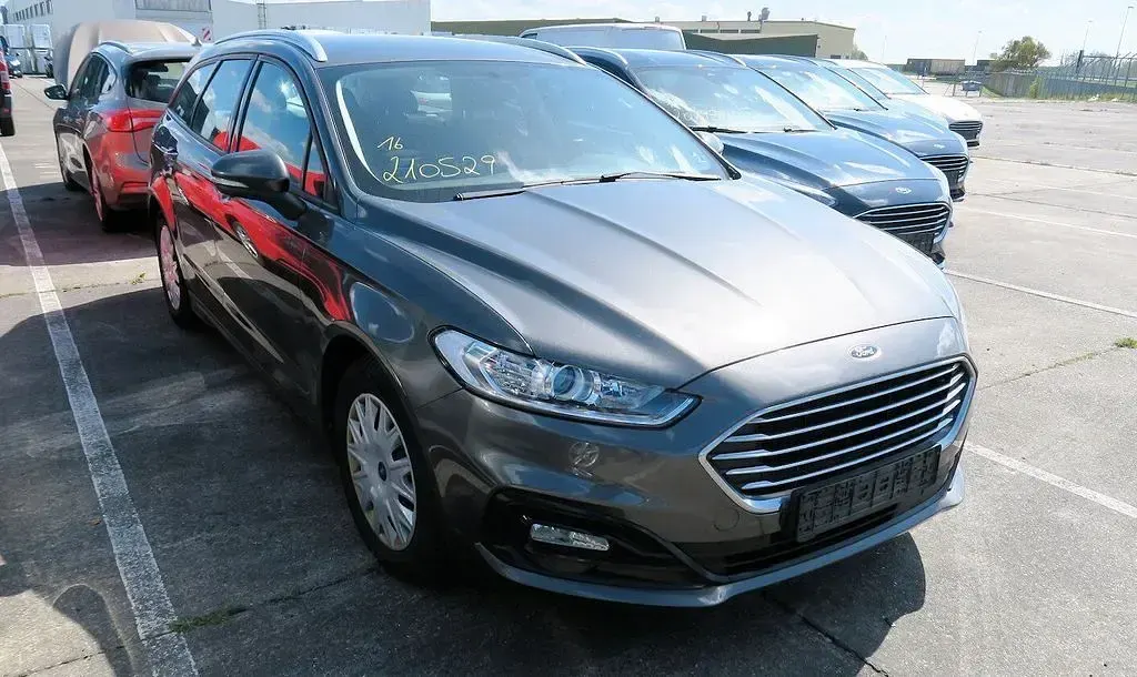 Gebraucht Ford Mondeo 150 PS (110 kW) 2019 Grau Limousine