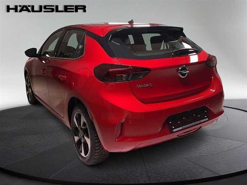 Gebraucht Opel Corsa-e Elegance 100 kW (136 PS) 2022 Chili rot/kardio rot Kleinwagen