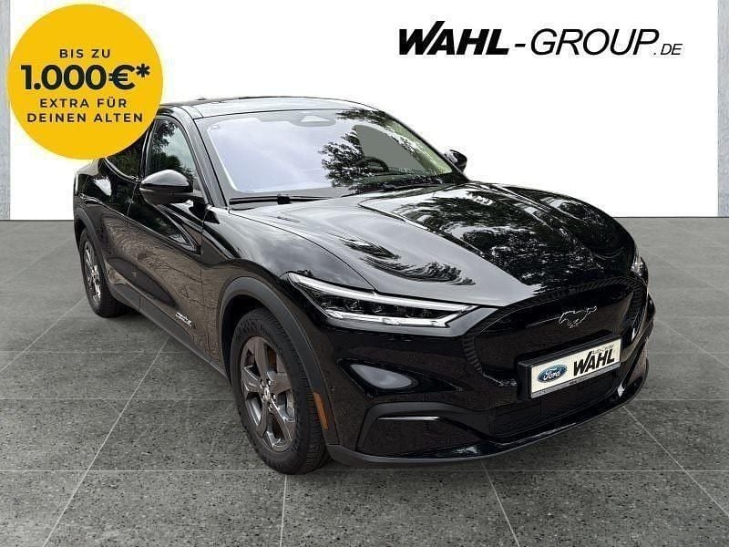 Usata Ford Mustang Mach-E Basis 216 kW (294 CV) 2022 Nero SUV