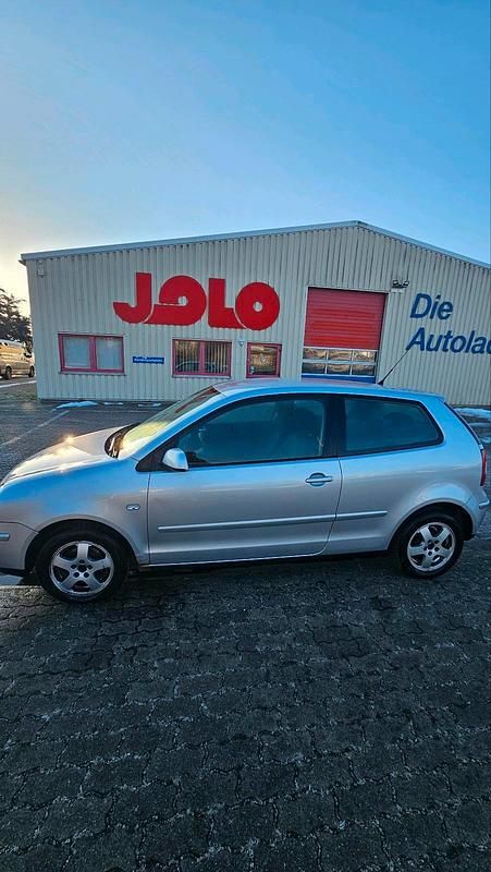 Gebraucht VW Polo 54 PS (39 kW) 2003 Grau Kleinwagen
