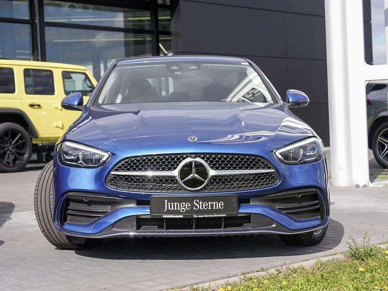 Gebraucht Mercedes C300e AMG 313 PS (230 kW) 2024 Spektralblau metallic Limousine