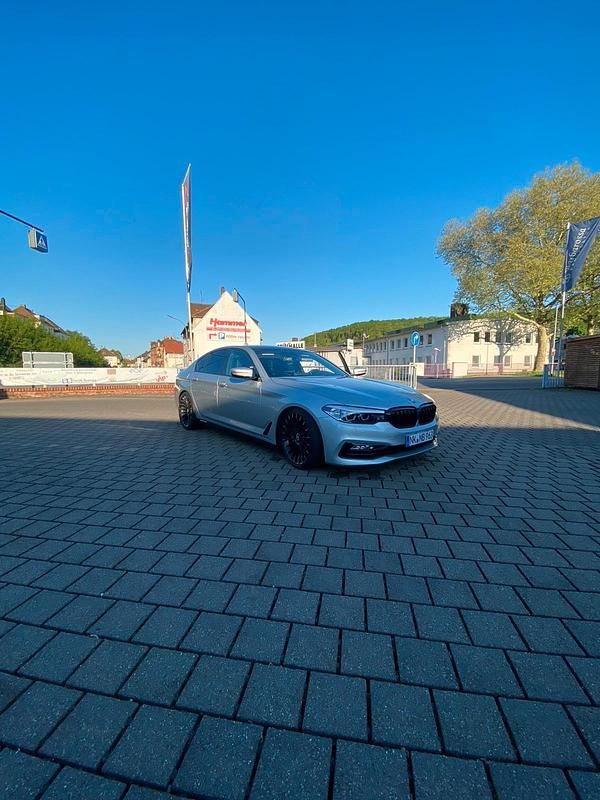 Gebraucht BMW 530 M Sport 252 PS (185 kW) 2018 Grau Limousine