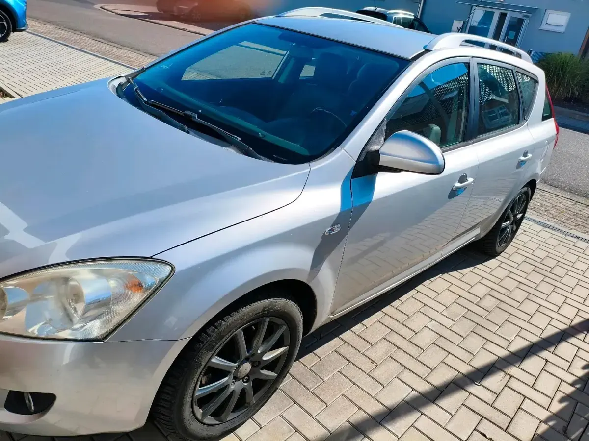 Gebraucht Kia Ceed 90 PS (66 kW) 2008 Kleinwagen