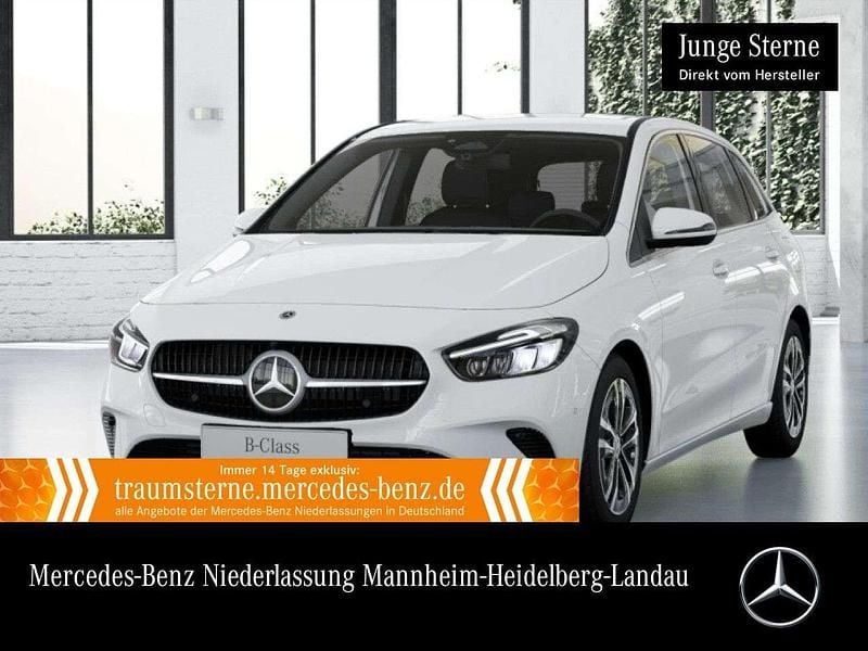 Weiß Gebraucht 2024 Mercedes B200 Advanced Van / Kleinbus | 29.390 € (Superpreis) - Bild 1/3